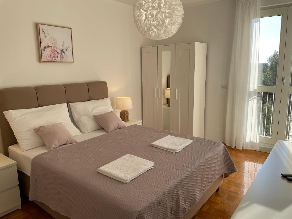 Apartment Bella Veruda In Pula Exteriör bild